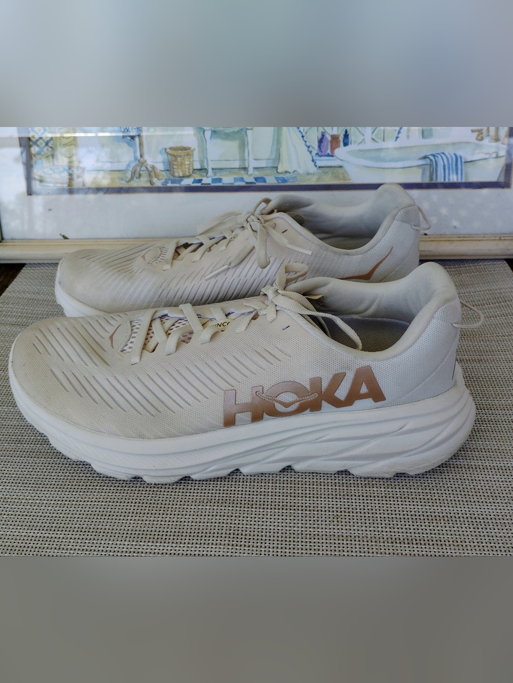 Hoka One One "Rincon 3" Eggnog Mesh/ Gold Lightweight Running Shoes. Size 9.5B